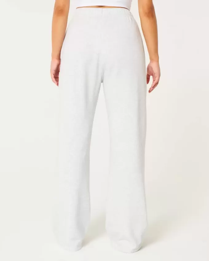 Jogginghose mit weitem Bein