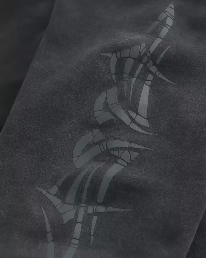 Kapuzenpullover mit kastiger Grafik Kapuzenpullover mit kastiger Grafik