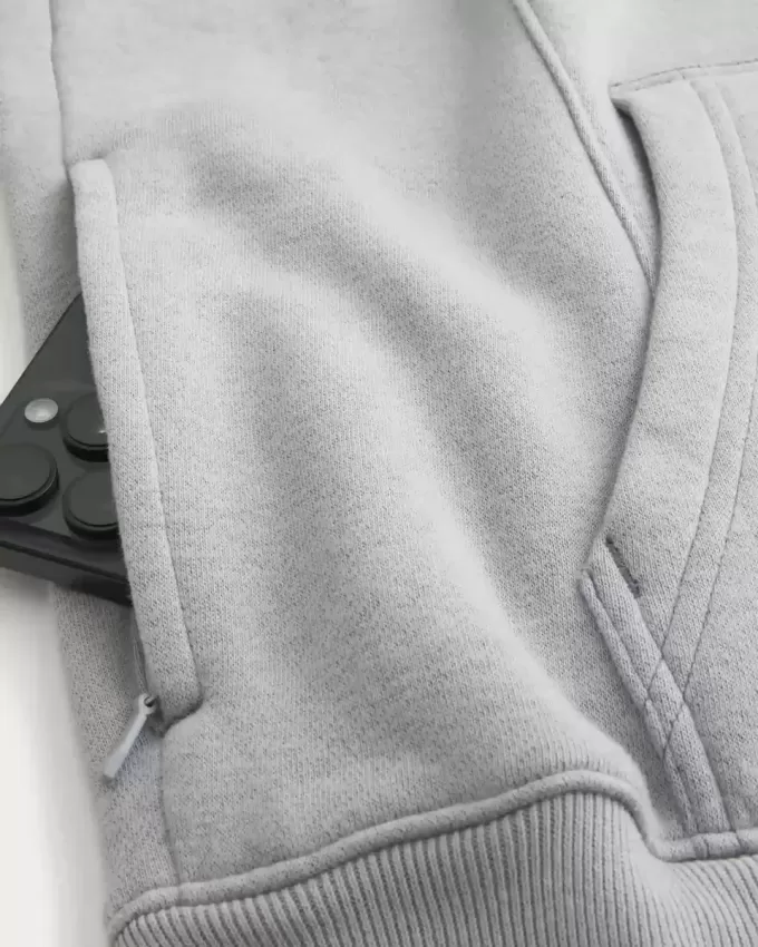 Kapuzenpullover mit kastiger Naht Kapuzenpullover mit kastiger Naht