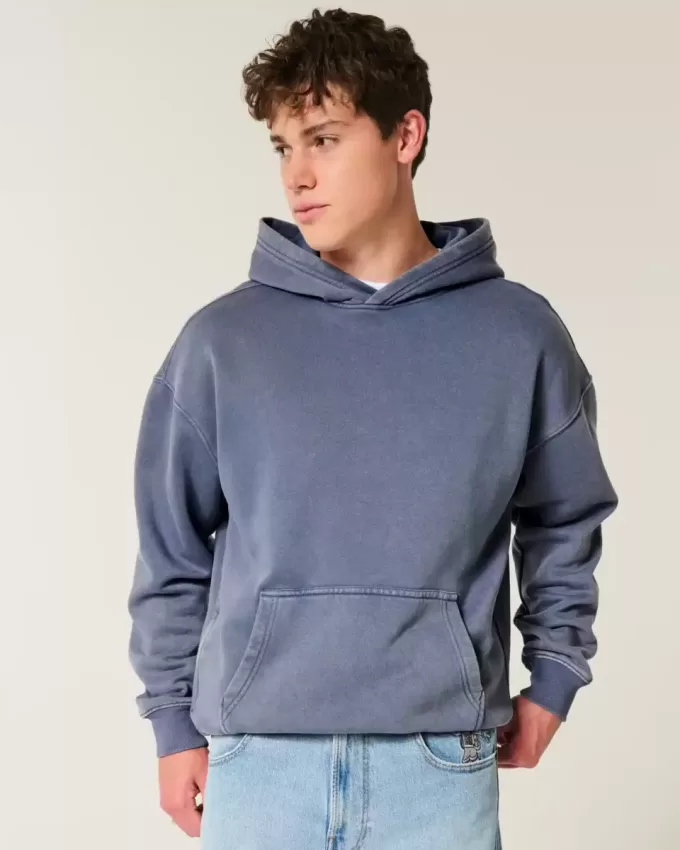 Kastenförmiger Kapuzenpullover Kastenförmiger Kapuzenpullover