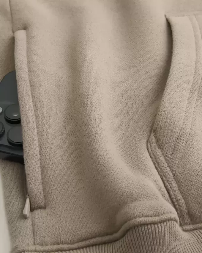 Kastenförmiger Kapuzenpullover Kastenförmiger Kapuzenpullover