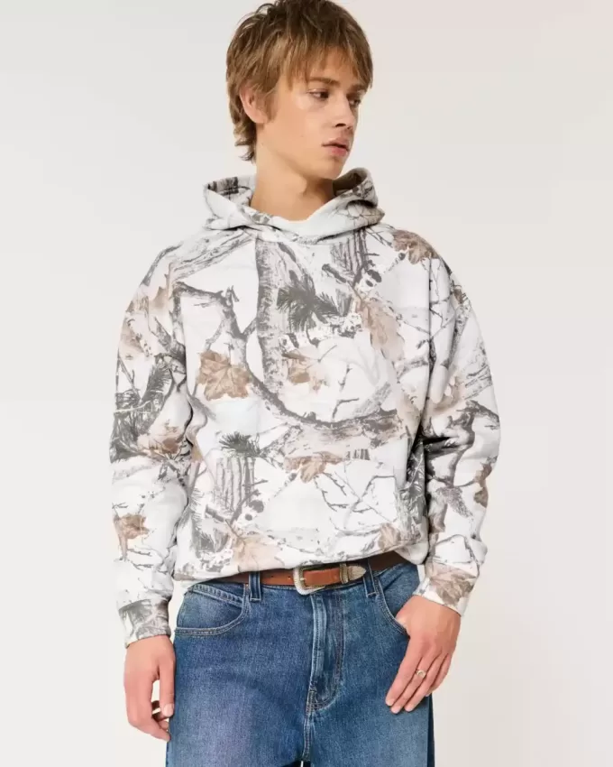 Kastenförmiger Kapuzenpullover mit Camouflage-Muster
