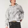 Kastenförmiger Kapuzenpullover mit Chevrolet-Grafik im Camo-Stil Kastenförmiger Kapuzenpullover mit Chevrolet-Grafik im Camo-Stil