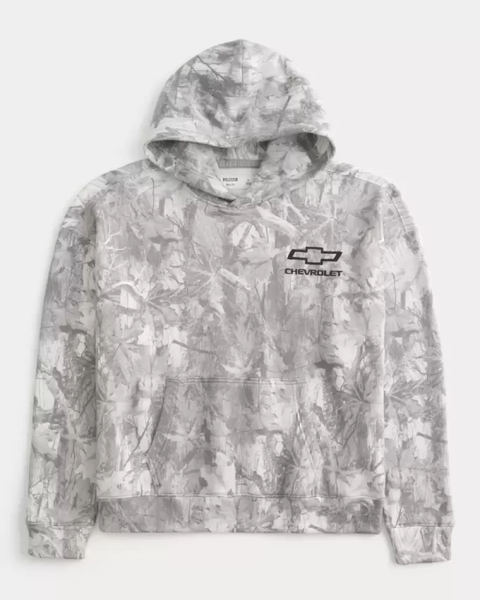 Kastenförmiger Kapuzenpullover mit Chevrolet-Grafik im Camo-Stil Kastenförmiger Kapuzenpullover mit Chevrolet-Grafik im Camo-Stil