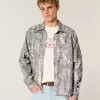 Kastenförmiges Flanellhemd mit Camouflage-Muster Kastenförmiges Flanellhemd mit Camouflage-Muster