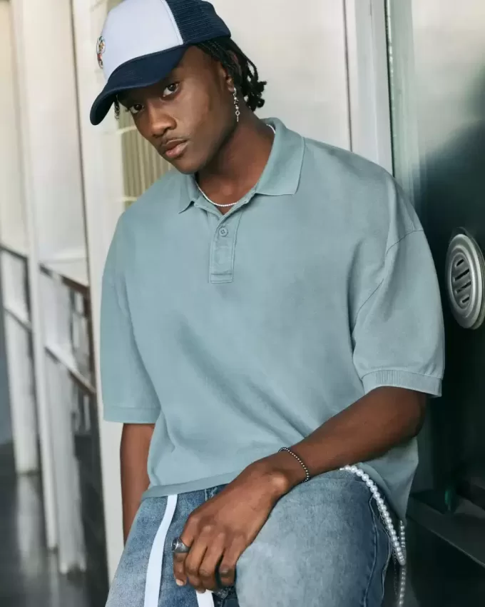 Kastenförmiges, kurzes Poloshirt Kastenförmiges, kurzes Poloshirt
