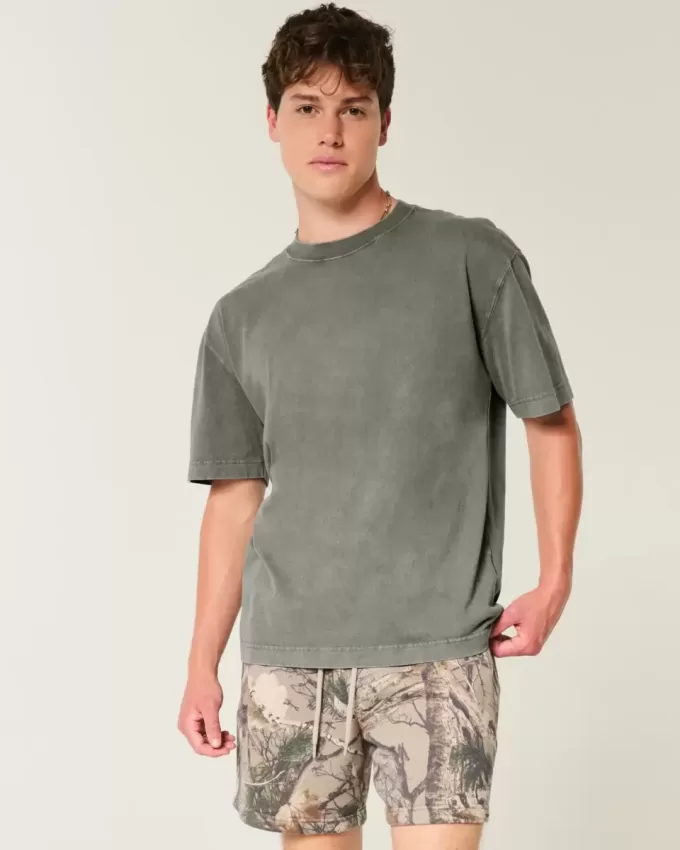 Kastenförmiges, schweres T-Shirt mit Rundhalsausschnitt aus gewaschener Baumwolle