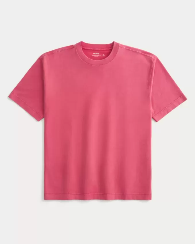 Kastenförmiges, schweres T-Shirt mit Rundhalsausschnitt aus gewaschener Baumwolle Kastenförmiges, schweres T-Shirt mit Rundhalsausschnitt aus gewaschener Baumwolle
