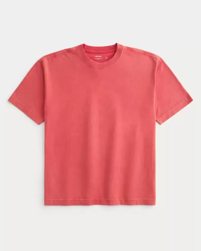 Kastenförmiges, schweres T-Shirt mit Rundhalsausschnitt aus gewaschener Baumwolle Kastenförmiges, schweres T-Shirt mit Rundhalsausschnitt aus gewaschener Baumwolle