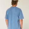 Kastenförmiges, schweres T-Shirt mit Rundhalsausschnitt aus gewaschener Baumwolle Kastenförmiges, schweres T-Shirt mit Rundhalsausschnitt aus gewaschener Baumwolle