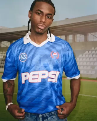 Kastenförmiges Trikot mit Pepsi-Grafik