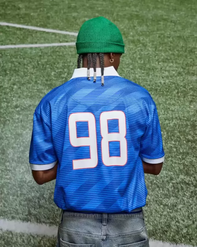 Kastenförmiges Trikot mit Pepsi-Grafik Kastenförmiges Trikot mit Pepsi-Grafik