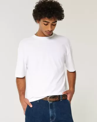 Kastiges, schweres, kurzes T-Shirt mit Rundhalsausschnitt