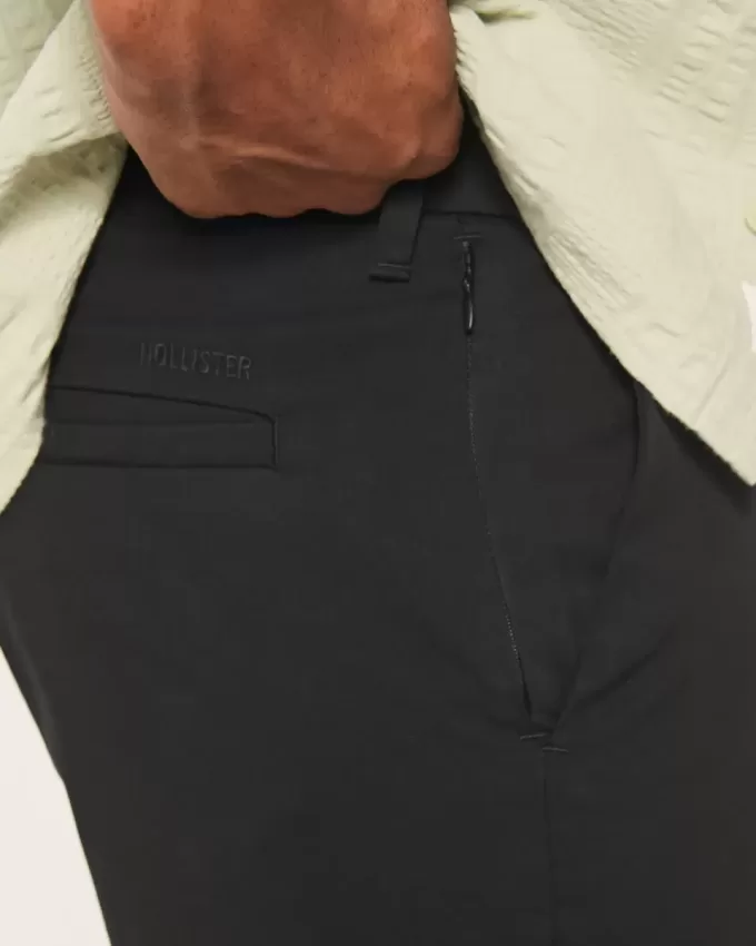 Kühlende Flat-Front-Shorts 7″