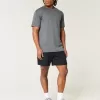 Kühlende Fleece-Shorts bis zur Mitte des Oberschenkels