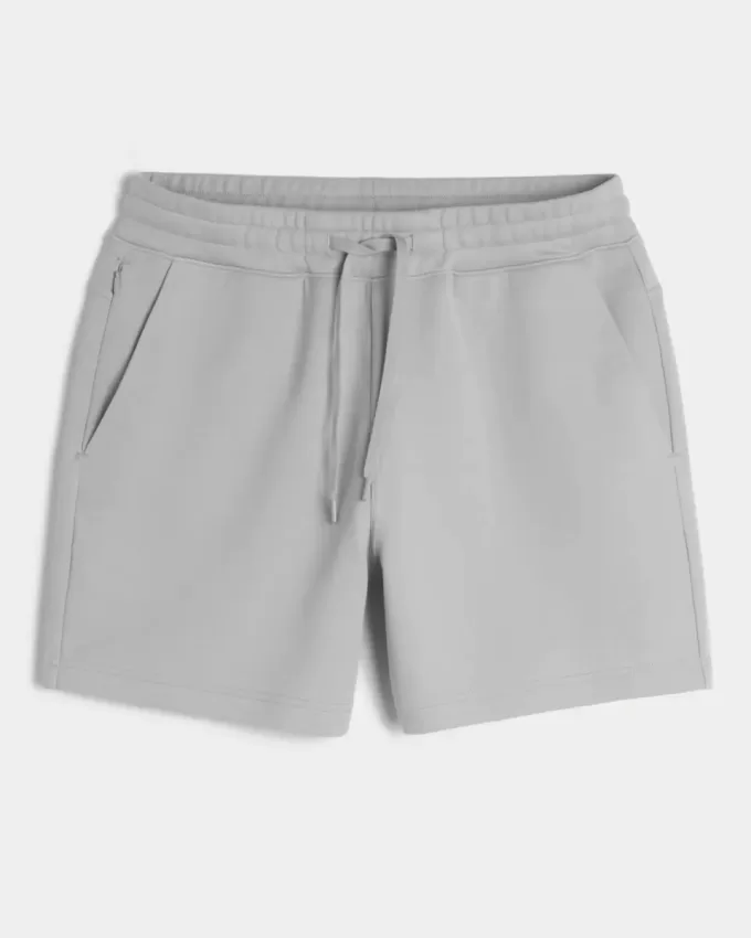 Kühlende Fleece-Shorts bis zur Mitte des Oberschenkels