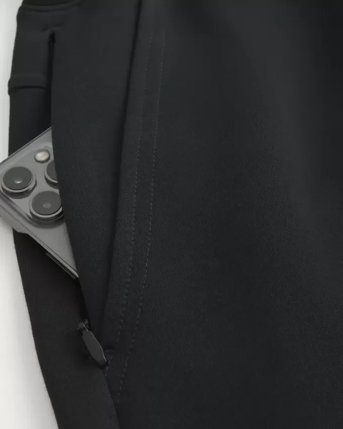 Kühlende Fleece-Shorts bis zur Mitte des Oberschenkels