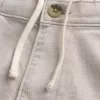 Knielange Shorts aus Leinenmischung mit flacher Vorderseite Knielange Shorts aus Leinenmischung mit flacher Vorderseite