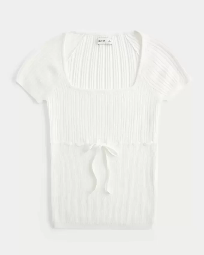 Kurzärmliger Pullover mit quadratischem Ausschnitt Kurzärmliger Pullover mit quadratischem Ausschnitt