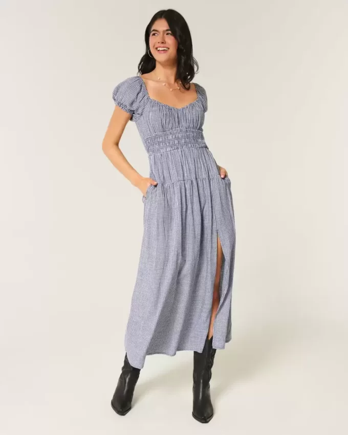 Kurzärmliges Maxikleid mit offenem Rücken Kurzärmliges Maxikleid mit offenem Rücken