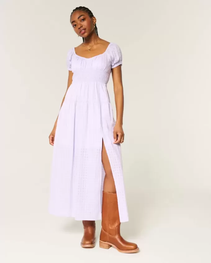 Kurzärmliges Maxikleid mit offenem Rücken Kurzärmliges Maxikleid mit offenem Rücken