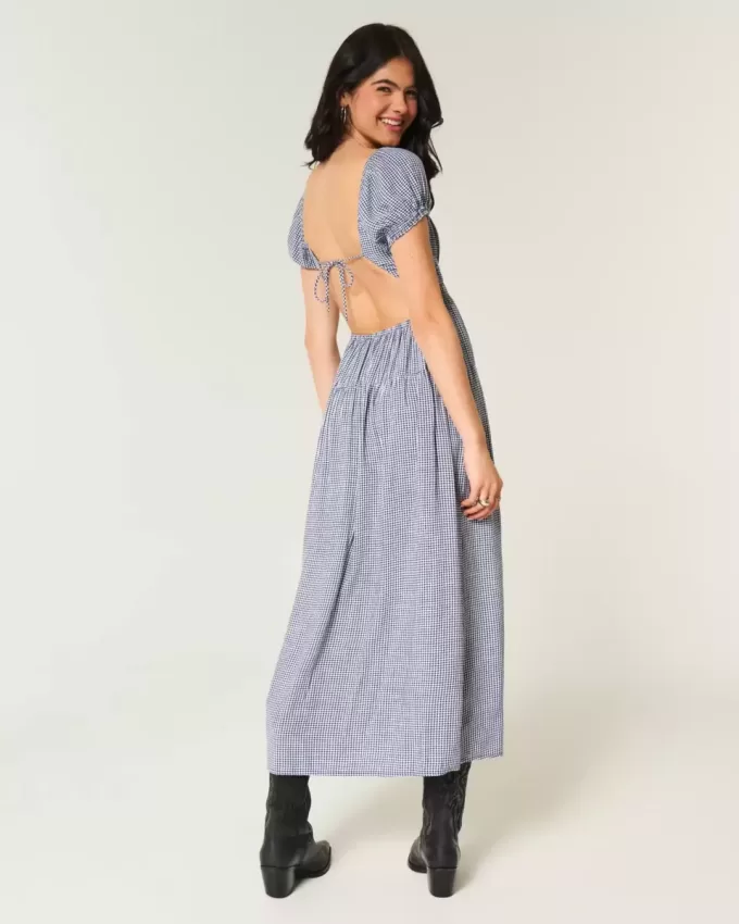 Kurzärmliges Maxikleid mit offenem Rücken Kurzärmliges Maxikleid mit offenem Rücken