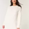 Kuscheliges Pulloverkleid mit Zopfmuster