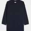 Kuscheliges Pulloverkleid mit Zopfmuster Kuscheliges Pulloverkleid mit Zopfmuster