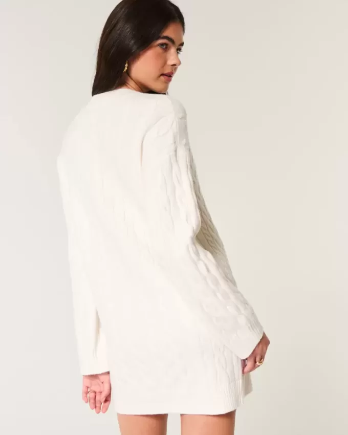 Kuscheliges Pulloverkleid mit Zopfmuster
