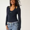 Langärmliger Neckholder-Pullover mit Bindeband Langärmliger Neckholder-Pullover mit Bindeband