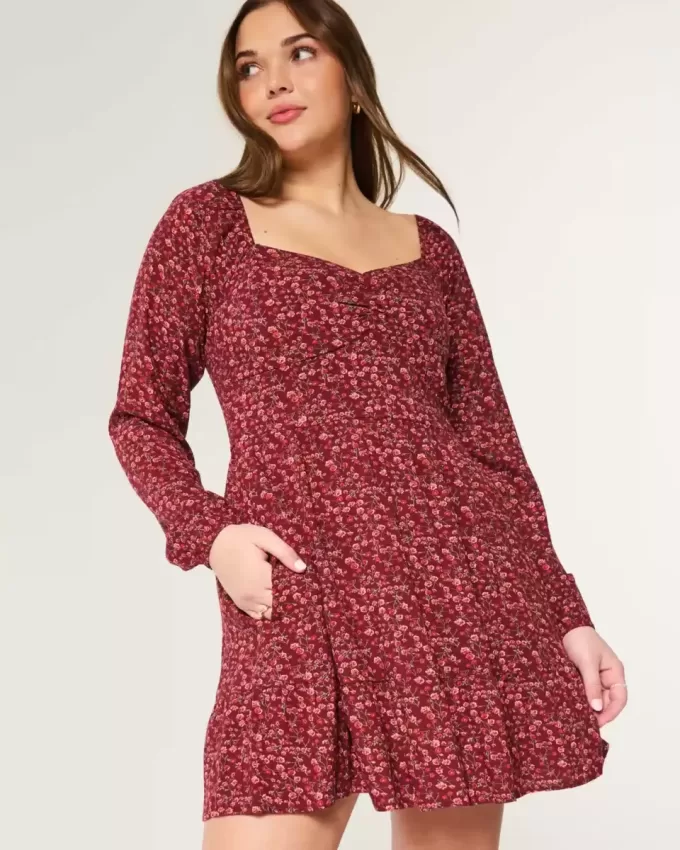 Langärmliges Minikleid mit Cinch-Bust Langärmliges Minikleid mit Cinch-Bust