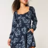 Langärmliges Minikleid mit Cinch-Bust