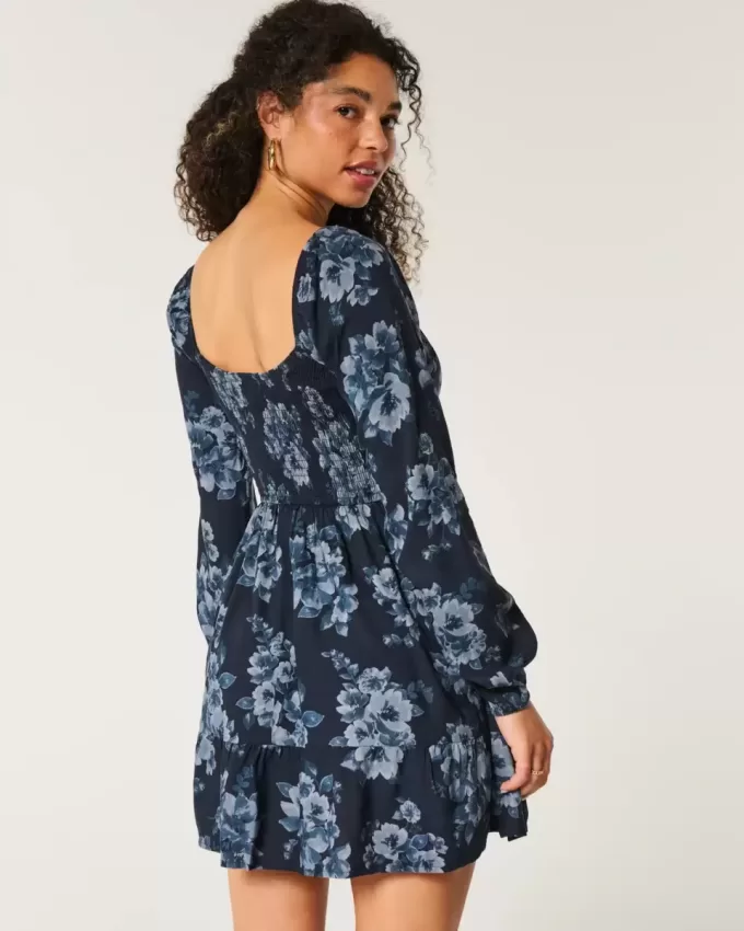 Langärmliges Minikleid mit Cinch-Bust