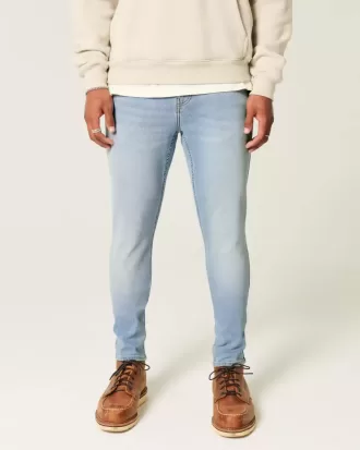 Leicht verwaschene, sportliche Skinny-Jeans