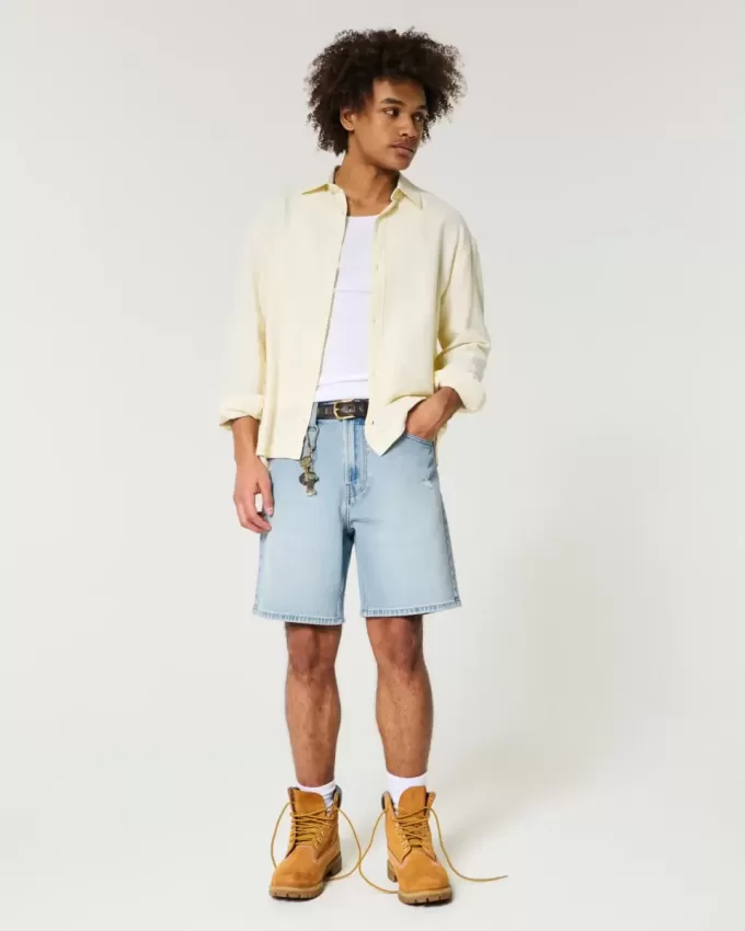 Lockere Denim-Shorts im Distressed-Look über dem Knie Lockere Denim-Shorts im Distressed-Look über dem Knie