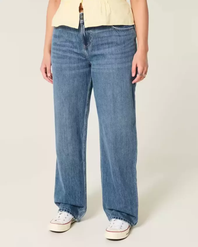Lockere Jeans mit niedriger Taille und mittlerer Waschung Lockere Jeans mit niedriger Taille und mittlerer Waschung