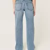 Lockere Jeans mit niedriger Taille und mittlerer Waschung Lockere Jeans mit niedriger Taille und mittlerer Waschung