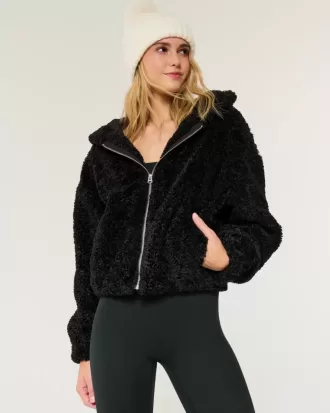 Lockige Kunstpelzjacke mit Reißverschluss
