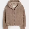 Lockige Kunstpelzjacke mit Reißverschluss