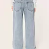 Low-Rise Baggy-Jeans mit mittlerer Waschung Low-Rise Baggy-Jeans mit mittlerer Waschung