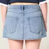 Low-Rise-Mini-Skort aus Denim mit Stern-Applikation in mittlerer Waschung Low-Rise-Mini-Skort aus Denim mit Stern-Applikation in mittlerer Waschung
