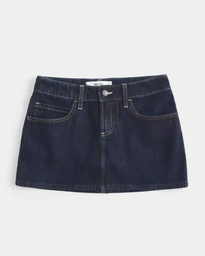 Low-Rise-Mini-Skort aus dunkel gewaschenem, kariertem Denim mit Tasche