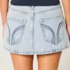 Low-Rise-Mini-Skort aus hell gewaschenem Denim Low-Rise-Mini-Skort aus hell gewaschenem Denim