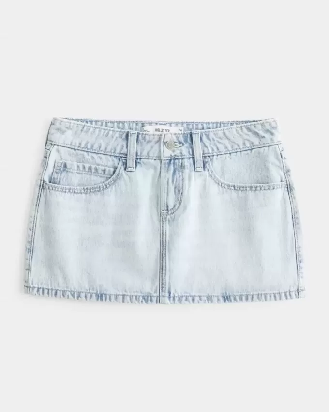 Low-Rise-Mini-Skort aus hell gewaschenem Denim Low-Rise-Mini-Skort aus hell gewaschenem Denim