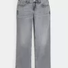 Low-Rise Relaxed Straight Jeans in mittlerer Waschung Low-Rise Relaxed Straight Jeans in mittlerer Waschung