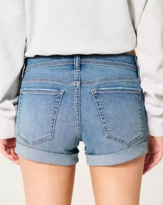 Low-Rise-Shortie-Shorts aus Denim in mittlerer Waschung