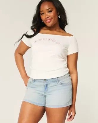 Low-Rise-Shortie-Shorts aus hell gewaschenem Denim