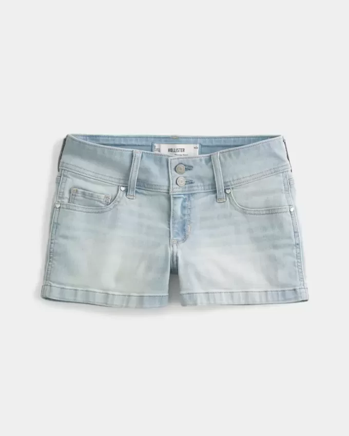 Low-Rise-Shortie-Shorts aus hell gewaschenem Denim