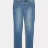 Low-Rise Super Skinny Jeans mit mittlerer Waschung Low-Rise Super Skinny Jeans mit mittlerer Waschung