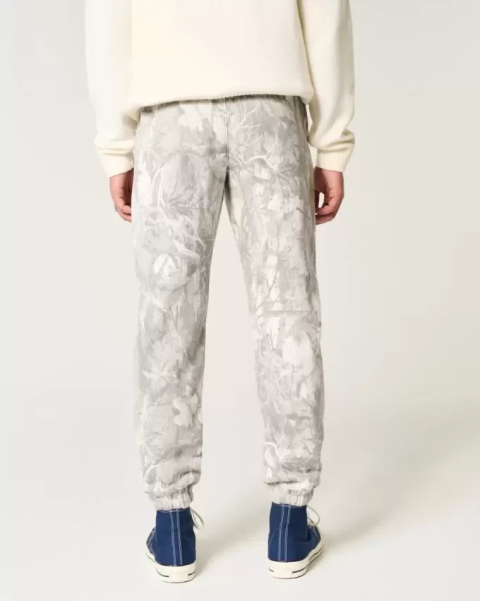 Lässige Fleece-Jogginghose mit Camouflage-Muster